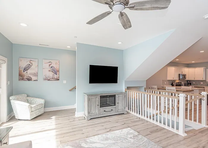 Holiday home Modern Beachside Townhome With Ocean Views - Steps To The Sand! *
