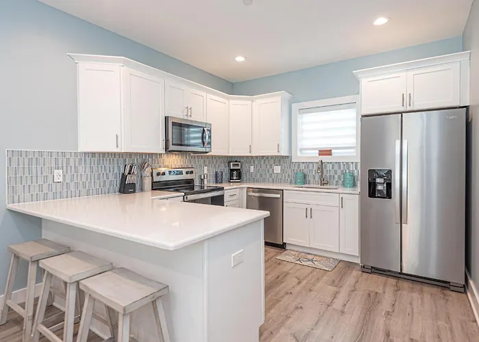 Holiday home Modern Beachside Townhome With Ocean Views - Steps To The Sand!