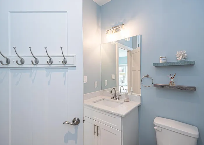 Holiday home Modern Beachside Townhome With Ocean Views - Steps To The Sand! *